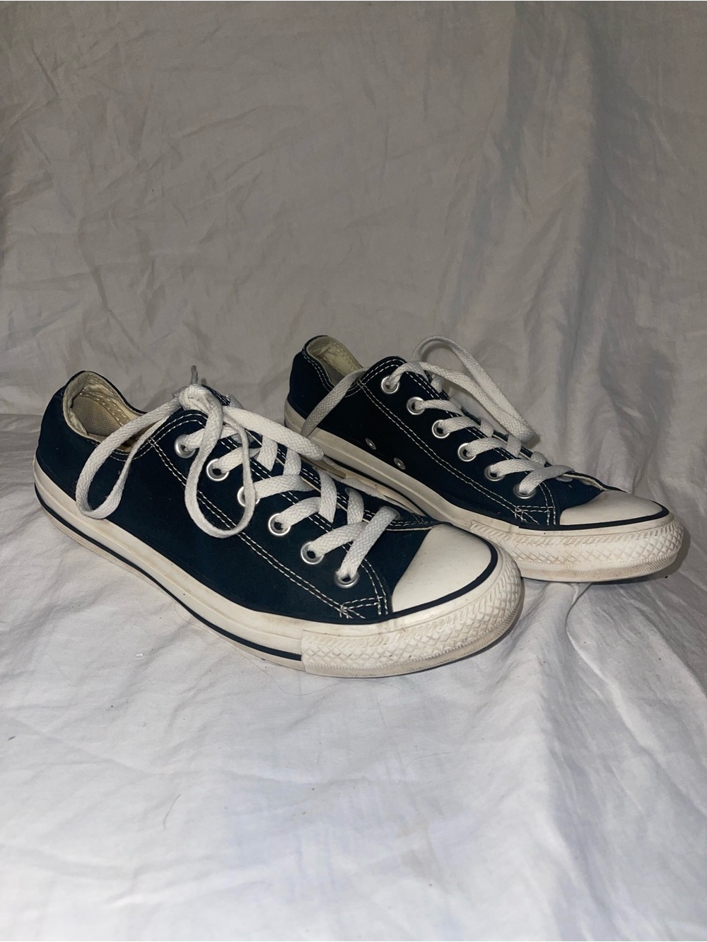 Converse Chuck Taylor All Star Men Low-Top Canvas Sneakers in Black and White